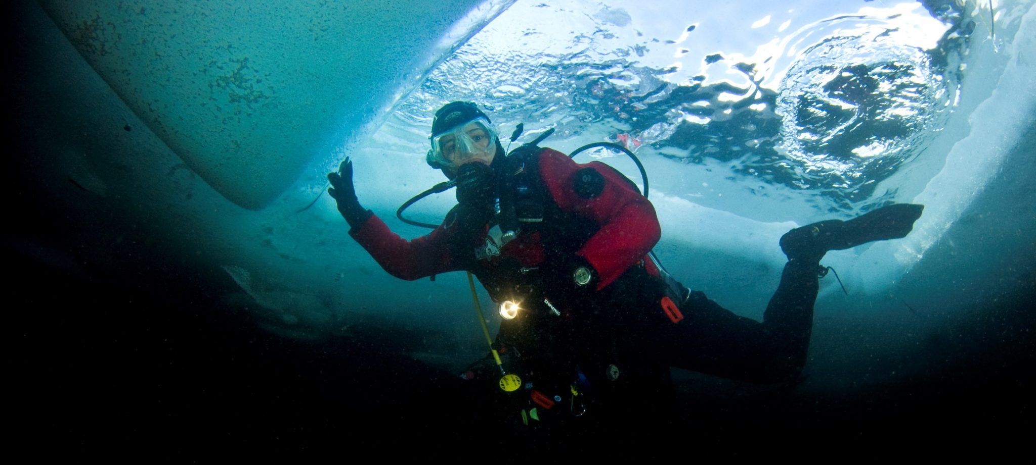 Погружение в детали. Ice Diving (айс-дайвинг). Подледный дайвинг на Байкале. Padi Ice Diver. Дайвинг подо льдом.